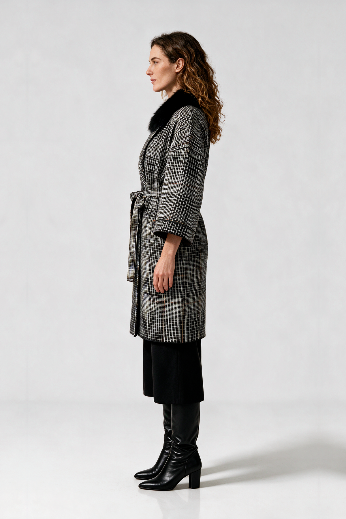 Short skirt woven in a warp
