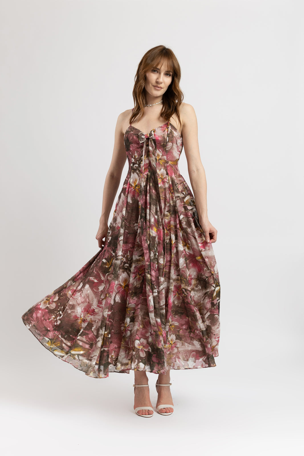 Incarca imaginea in galerie, Rochie lunga in clini din voal cu imprimeu floral