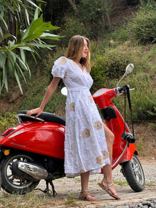Rochie midi petrecuta din bumbac brodat