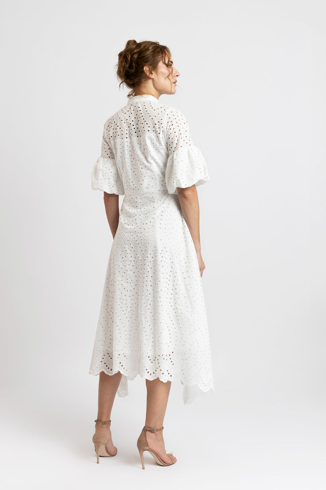 Load image into Gallery viewer, White cotton midi dress with embroidery and puffed sleeves