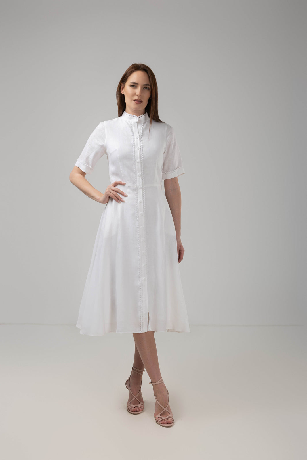 Load image into Gallery viewer, Dark green cotton shirt dress with macrame applications