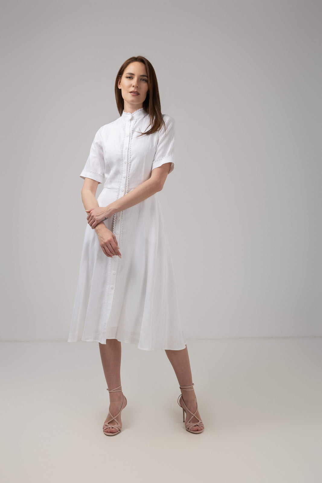 Load image into Gallery viewer, Dark green cotton shirt dress with macrame applications