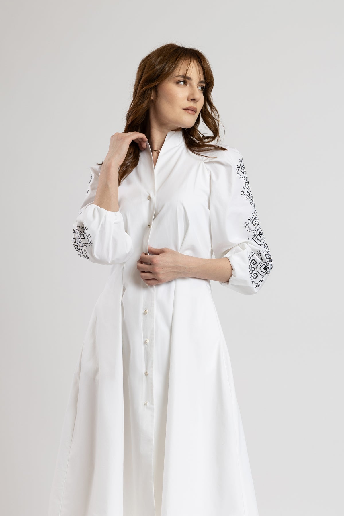 Tunic shirt dress with black computer embroidery and puff sleeves