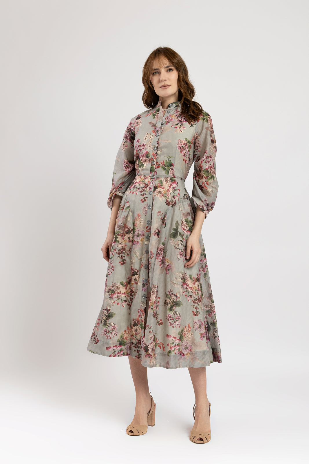 Incarca imaginea in galerie, Rochie din bumbac fin gri cu flori colorate