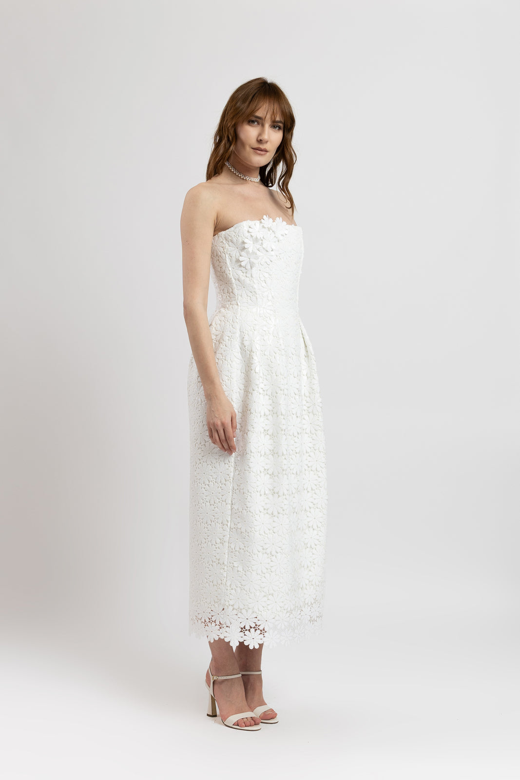 Load image into Gallery viewer, Long white macrame dress with sequins