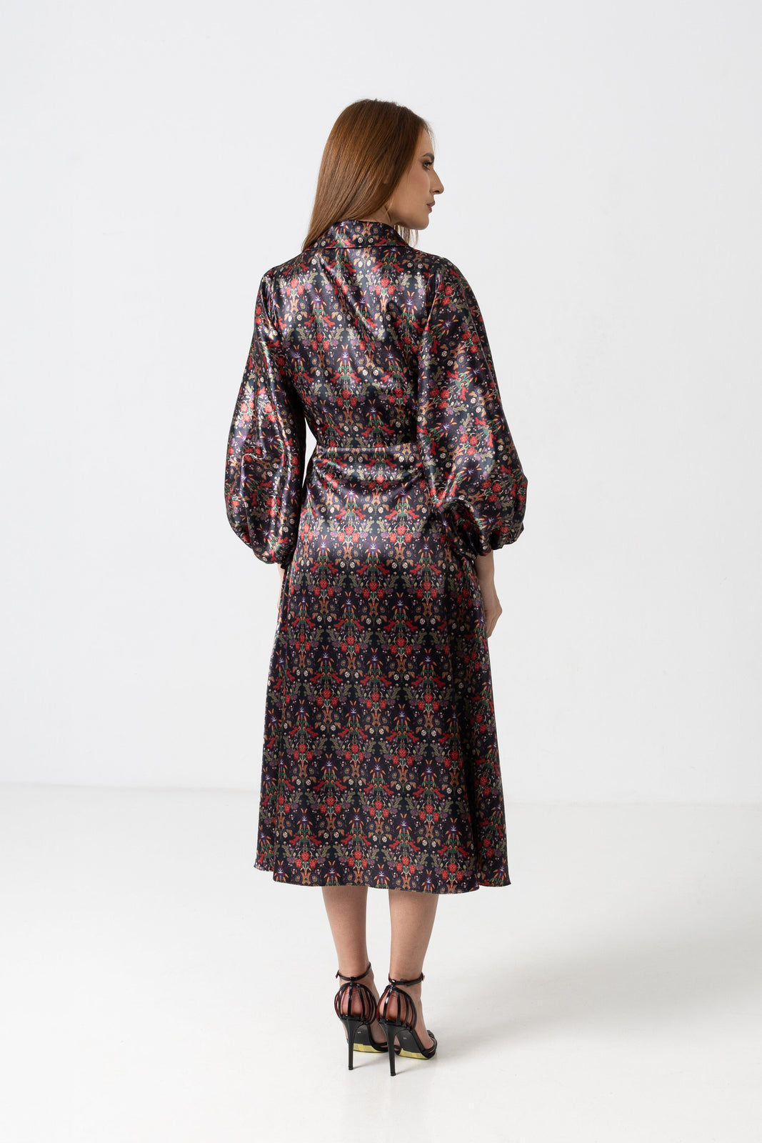 Load image into Gallery viewer, Midi white taffeta skirt