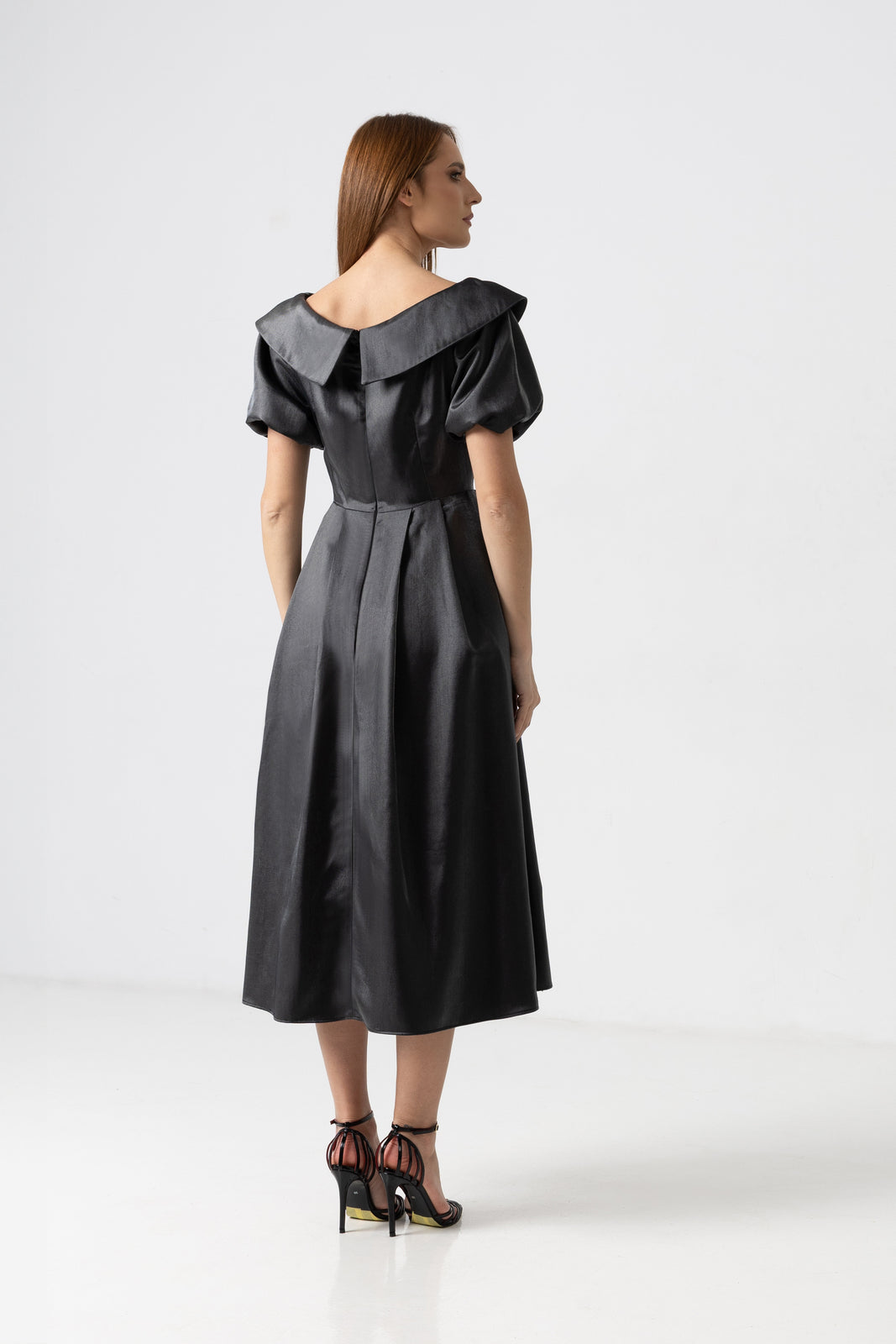 Load image into Gallery viewer, Midi white taffeta skirt