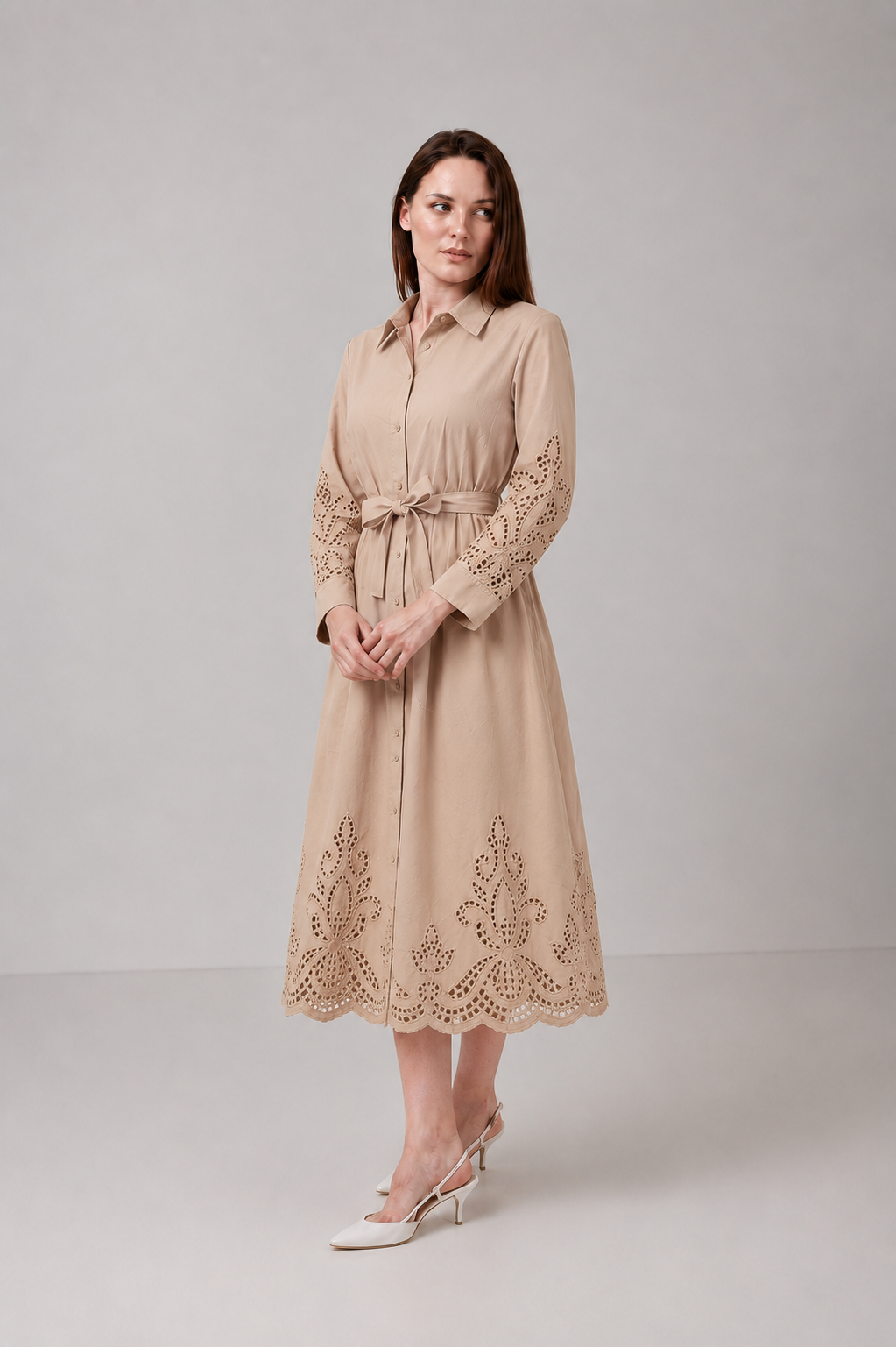 Load image into Gallery viewer, Dark green cotton shirt dress with macrame applications