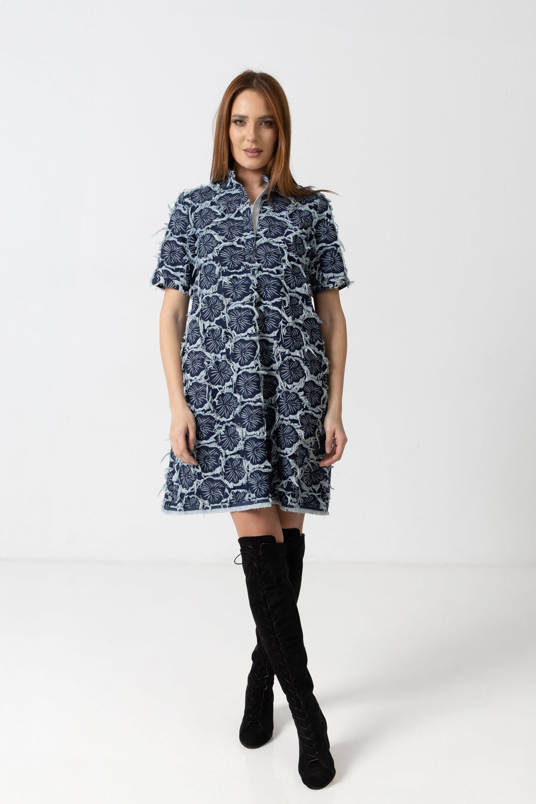 Load image into Gallery viewer, Dusty pink midi dress with cut-out shoulders