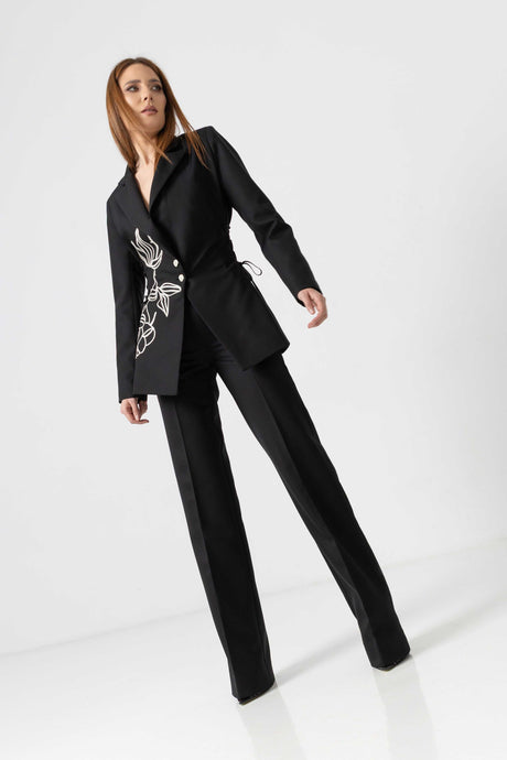 Costum din stofa de lana