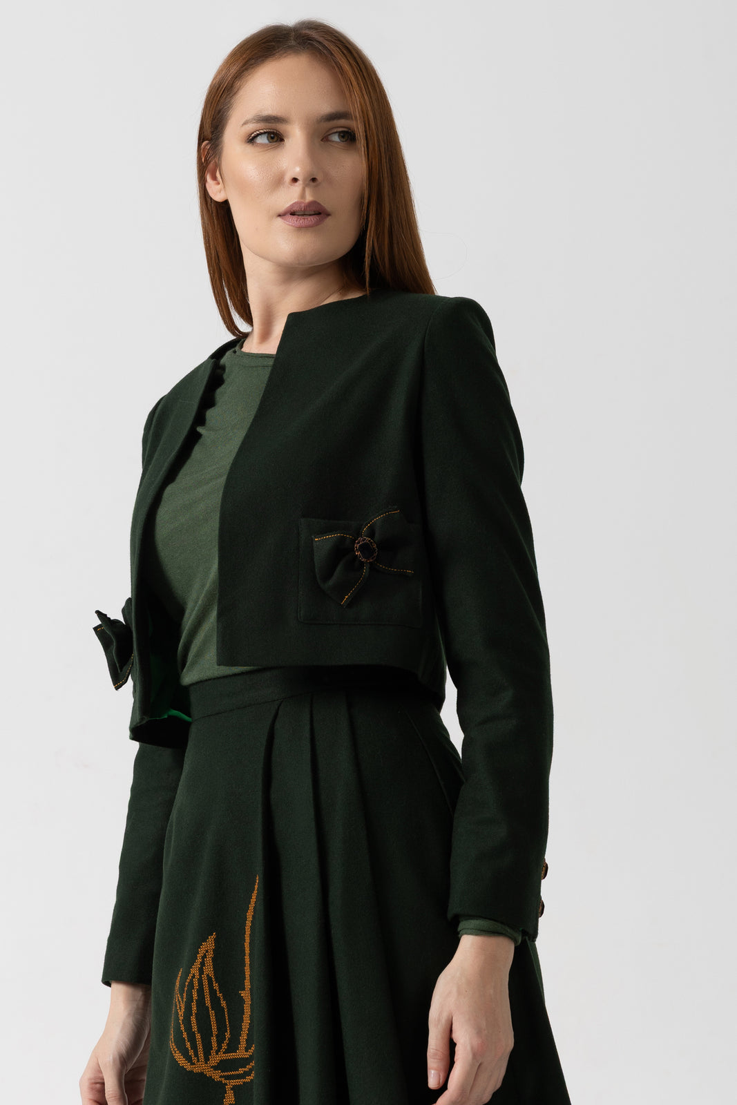 Incarca imaginea in galerie, Sacou scurt din stofă verde închis