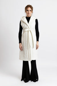 Midi vest with hood in white quilted fabric