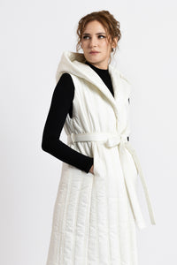 Midi vest with hood in white quilted fabric