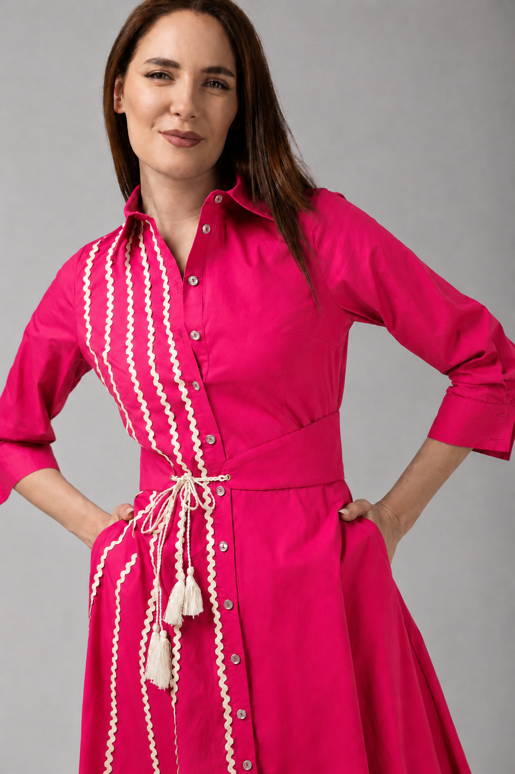Load image into Gallery viewer, Dark green cotton shirt dress with macrame applications
