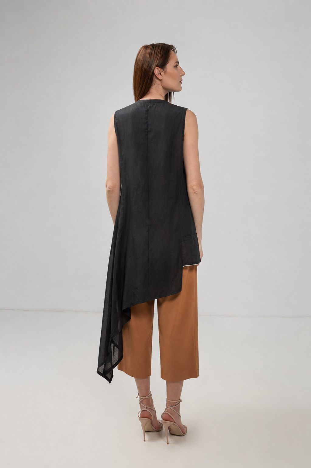 Load image into Gallery viewer, Midi dress in printed viscose and macrame appliqué