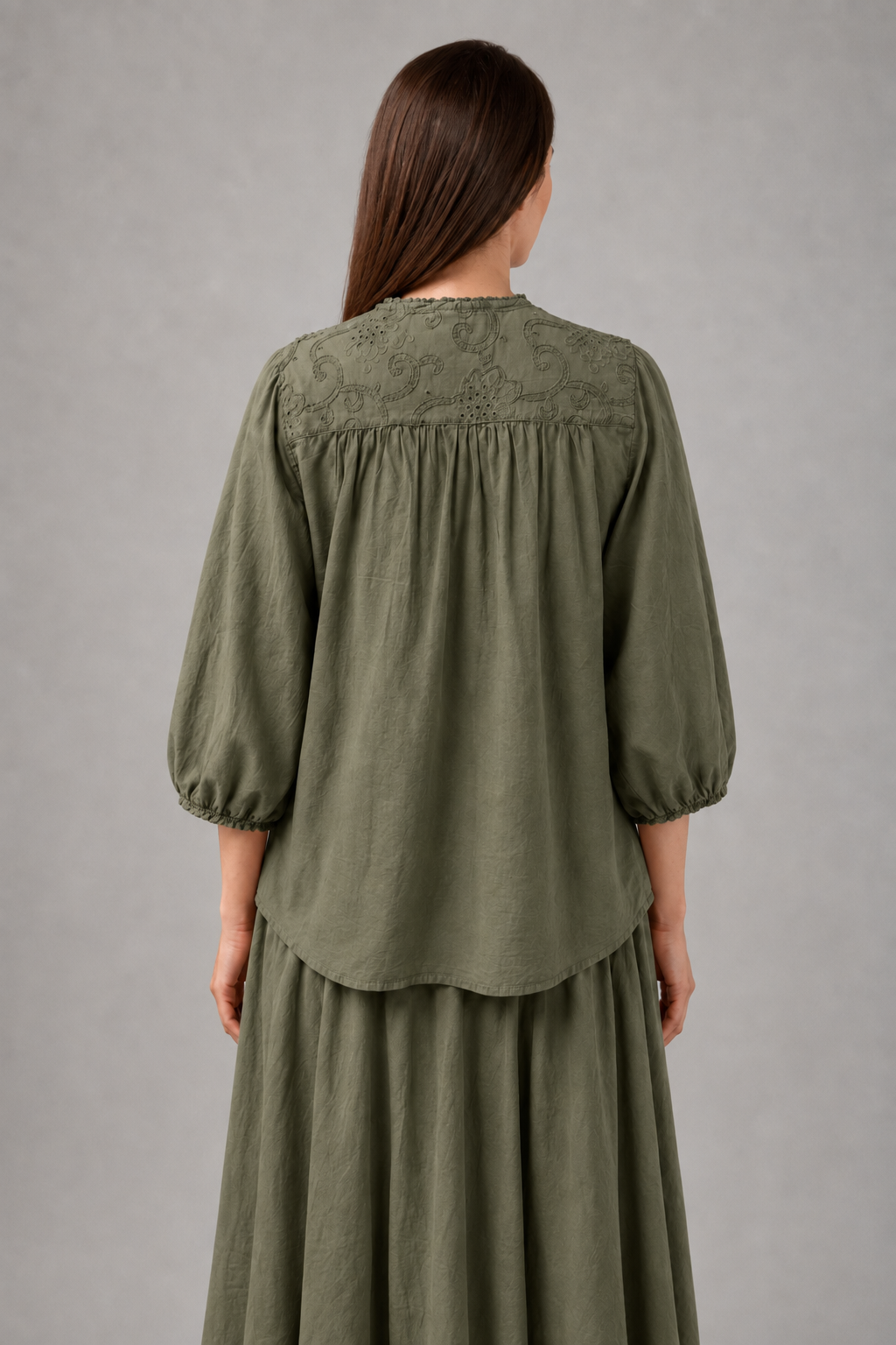 Incarca imaginea in galerie, Bluză Oversized din Bumbac cu Broderie – Verde Olive