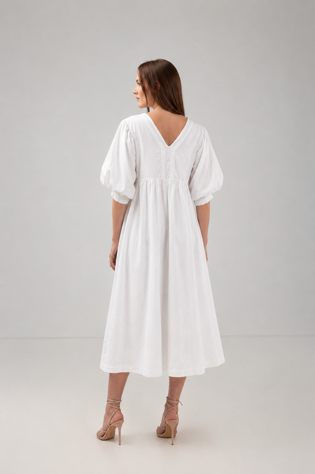 Load image into Gallery viewer, Dark green cotton shirt dress with macrame applications