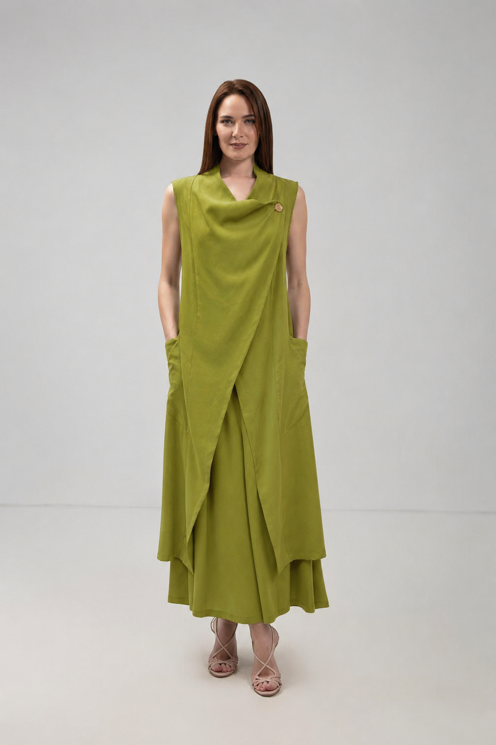 Incarca imaginea in galerie, Vestă Lungă Asimetrică Verde Oliv cu Guler Drapat și Buzunare