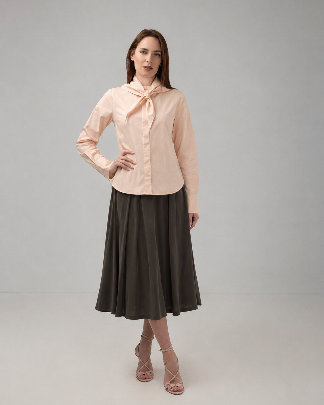 Load image into Gallery viewer, Dark green cotton shirt dress with macrame applications
