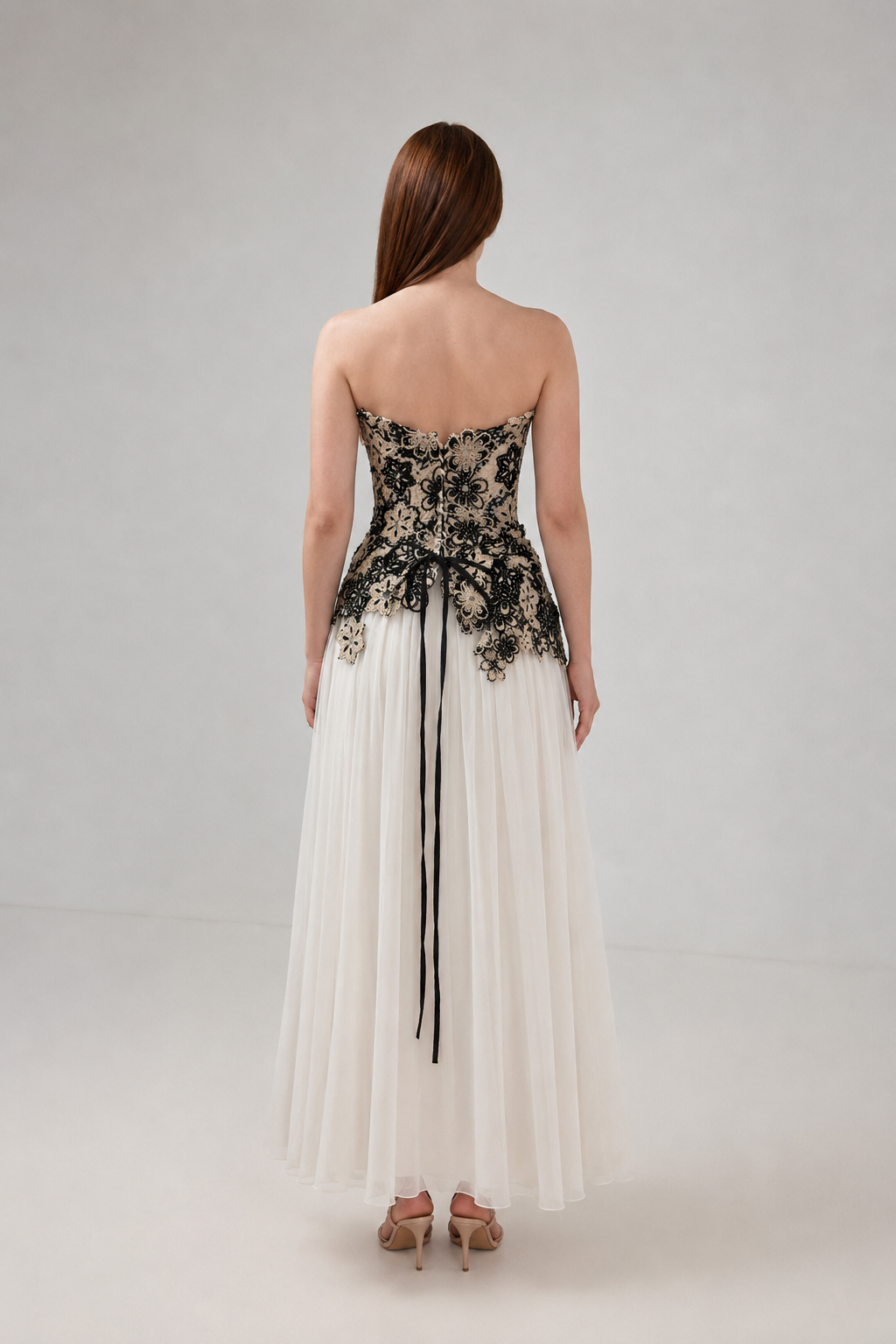 Incarca imaginea in galerie, Corset Elegant din Bumbac cu Aplicații Florale în Contrast