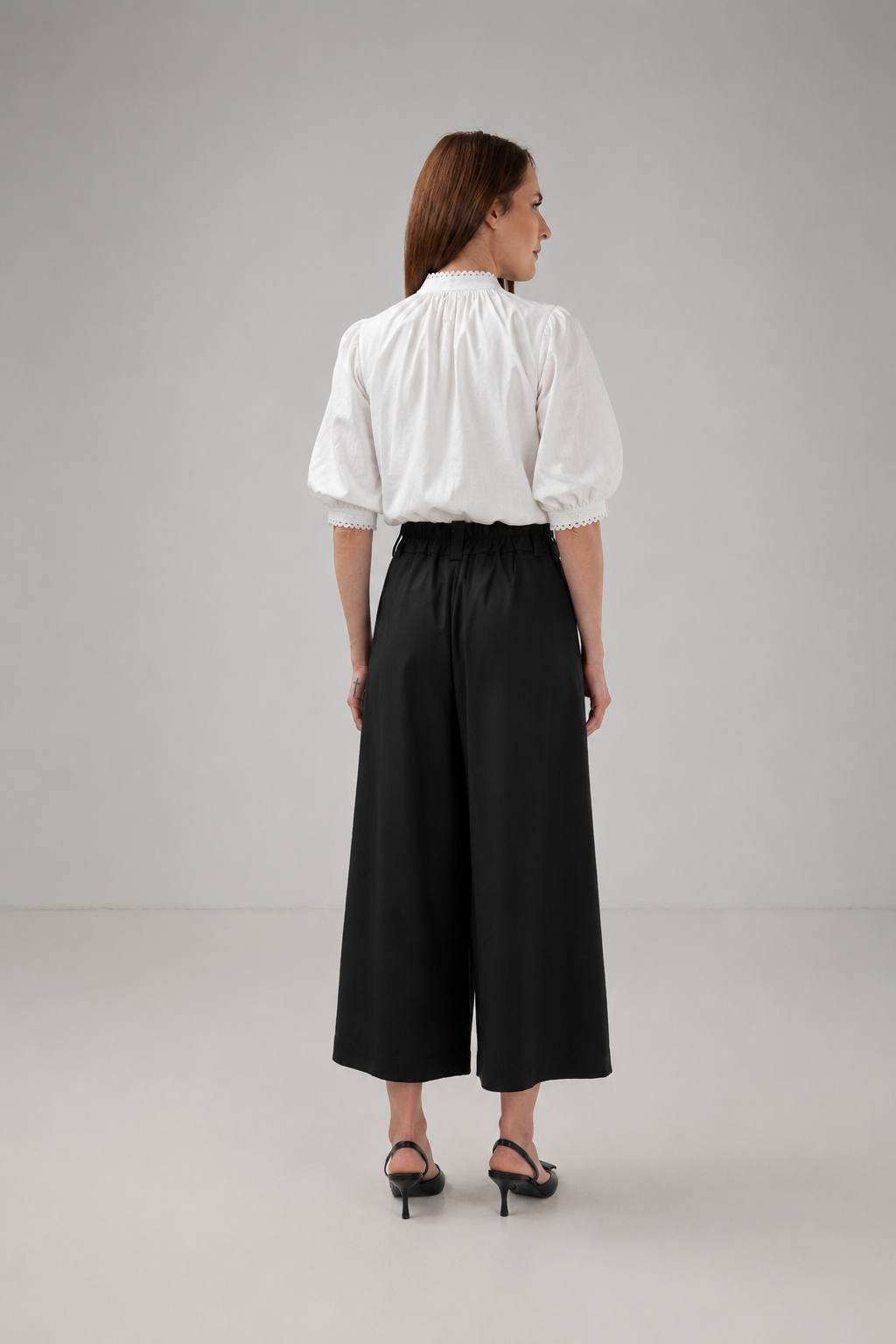 Load image into Gallery viewer, Short skirt woven in a warp
