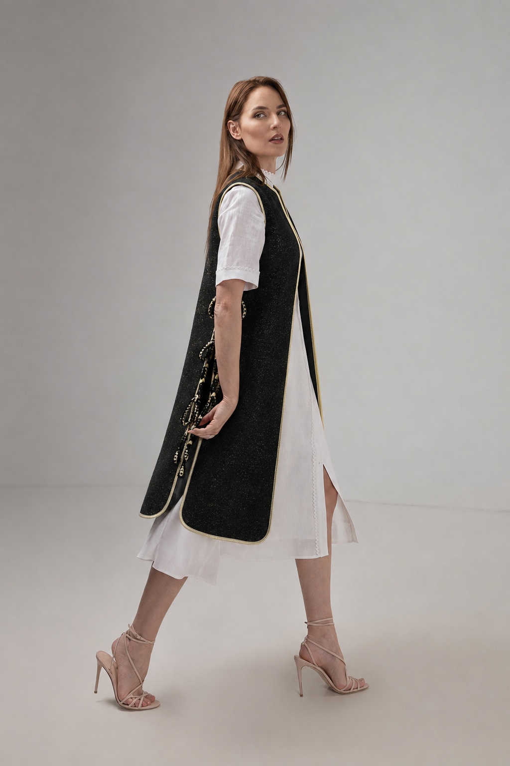 Load image into Gallery viewer, Ecru wool midi jacket with "Tree of Life" embroidery