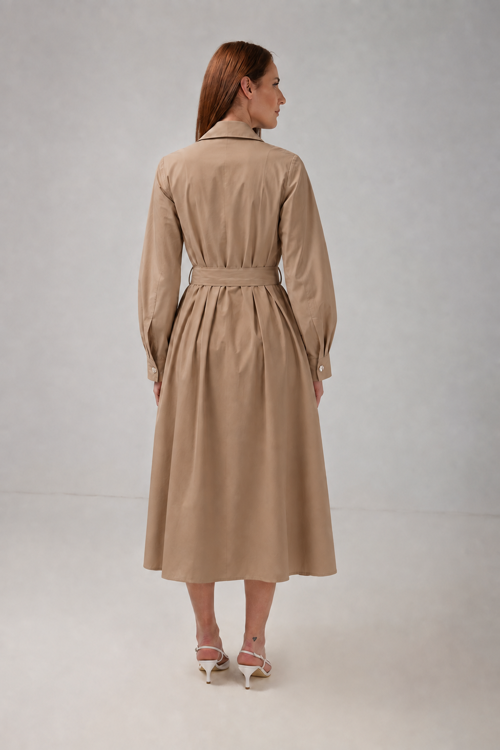 Load image into Gallery viewer, Dark green cotton shirt dress with macrame applications
