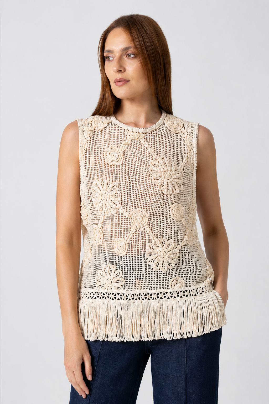 Load image into Gallery viewer, The blouse is made of viscose