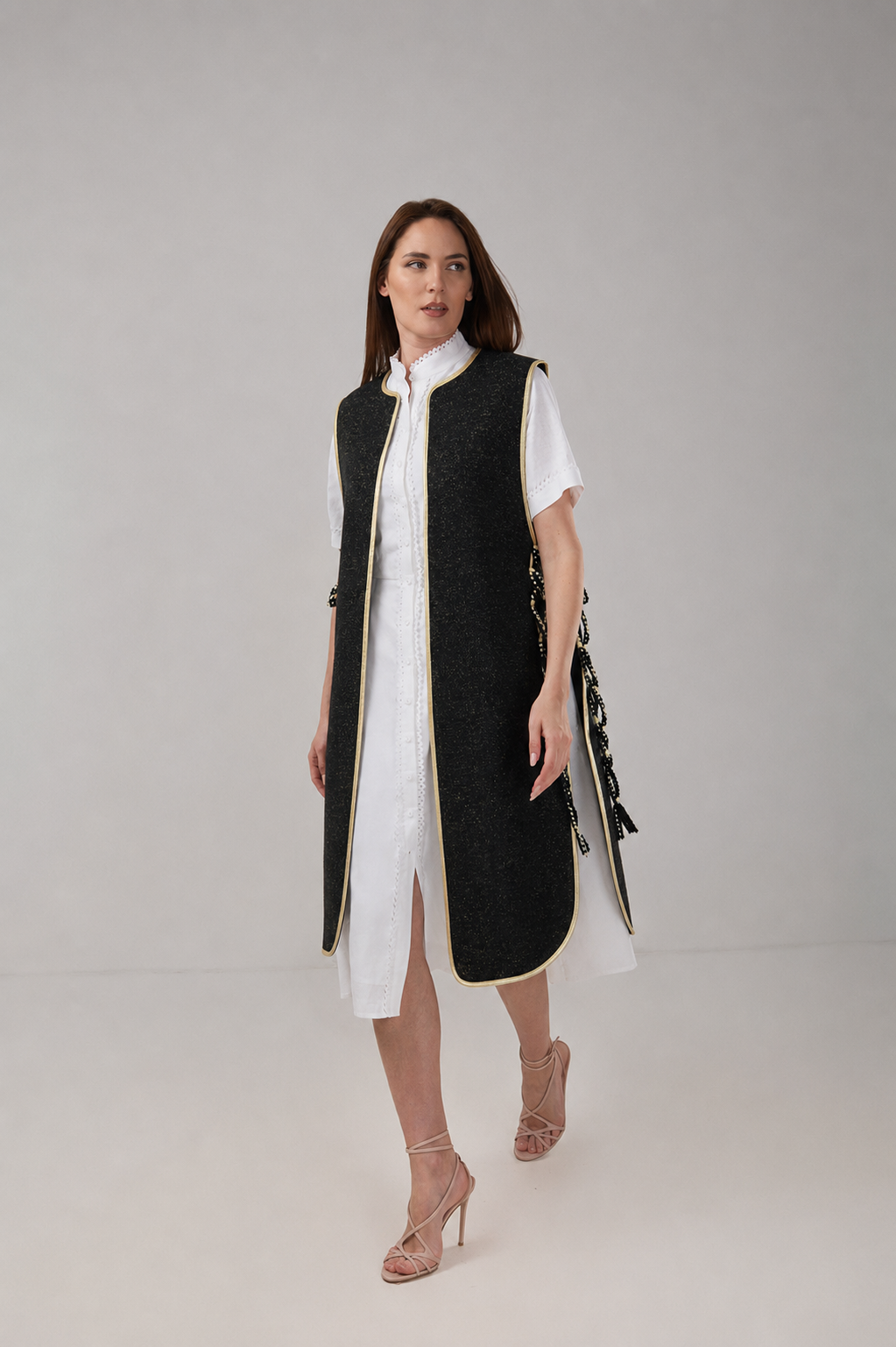 Load image into Gallery viewer, Ecru wool midi jacket with "Tree of Life" embroidery