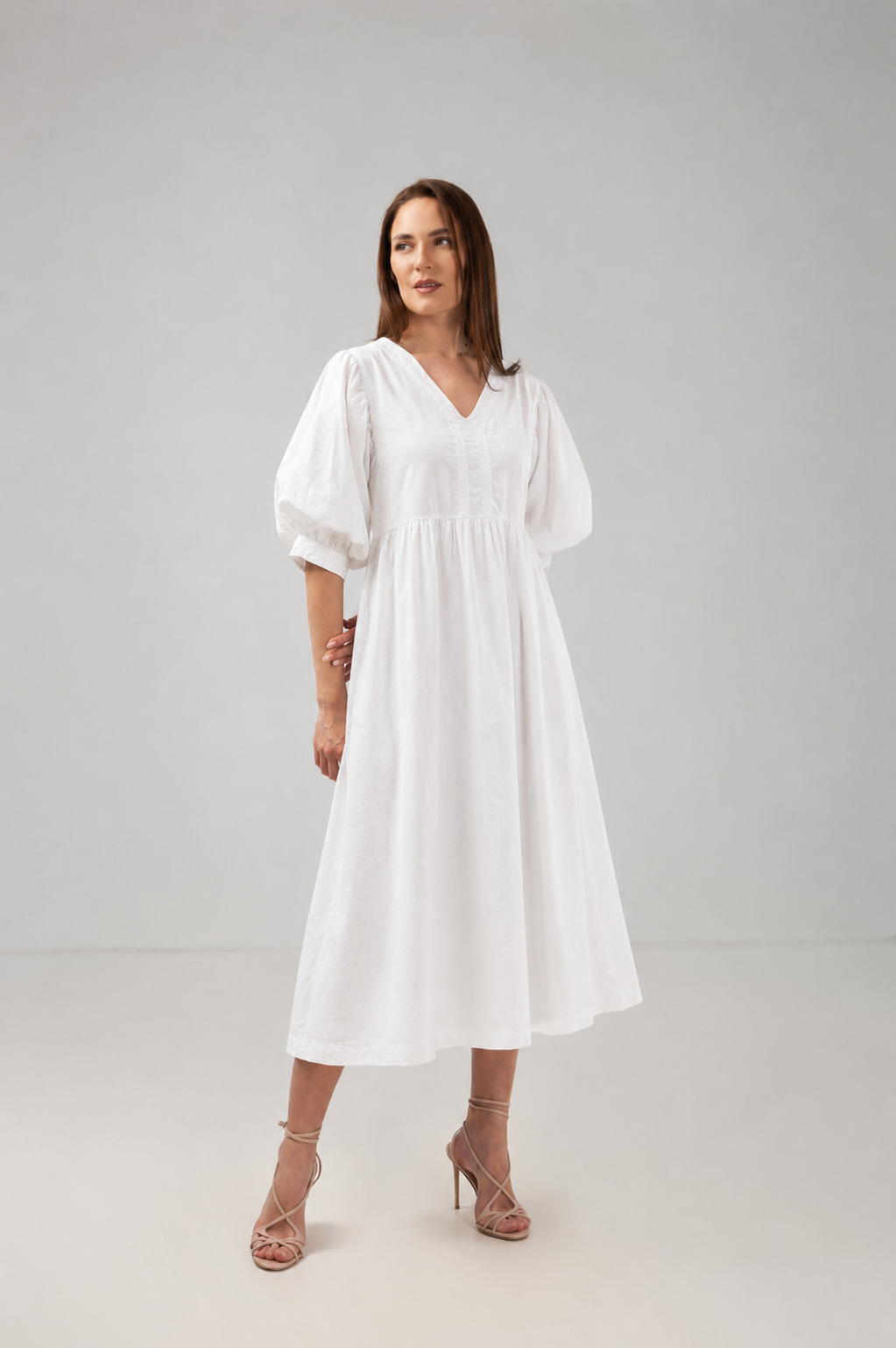 Load image into Gallery viewer, Dark green cotton shirt dress with macrame applications