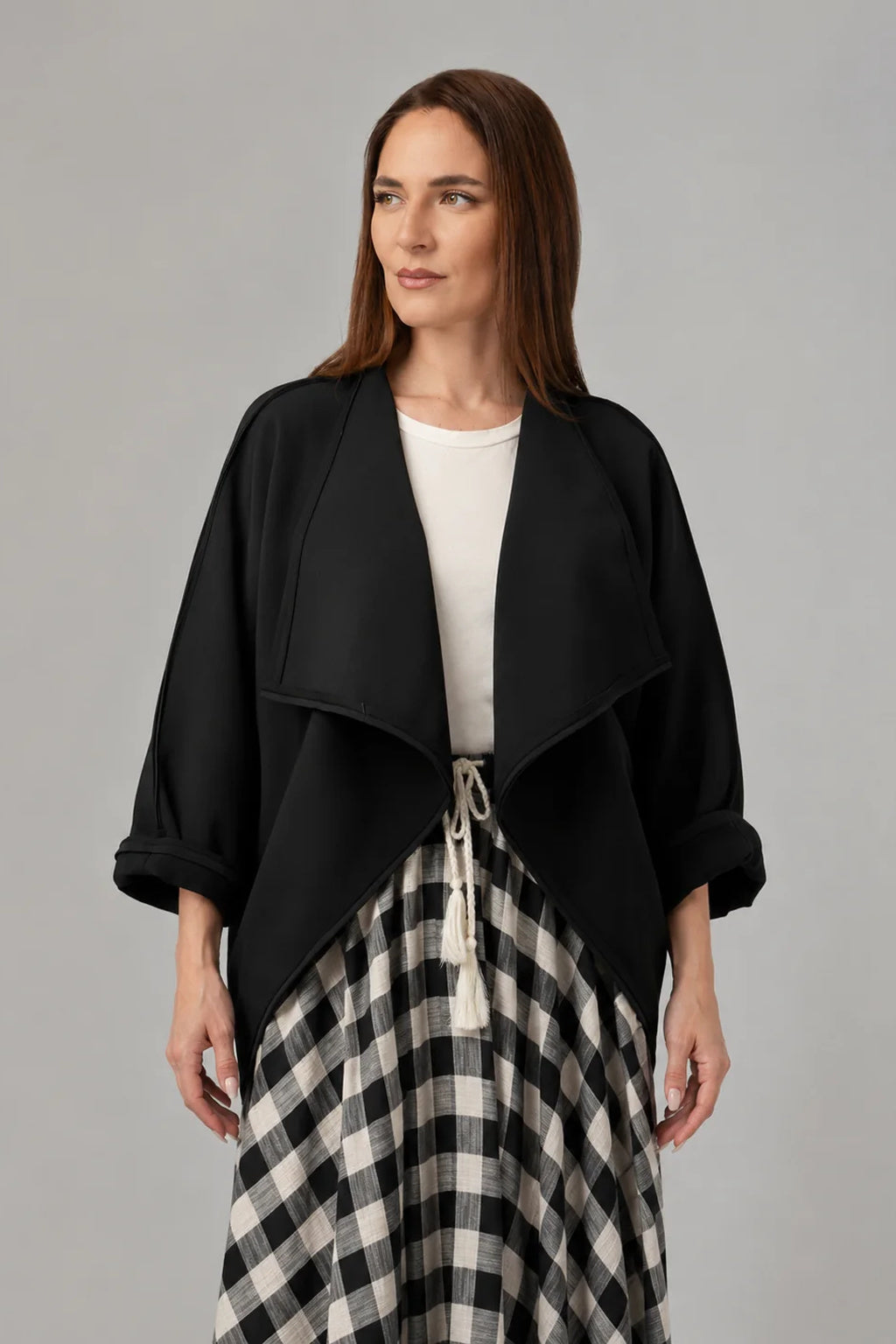 Load image into Gallery viewer, Midi dress in printed viscose and macrame appliqué