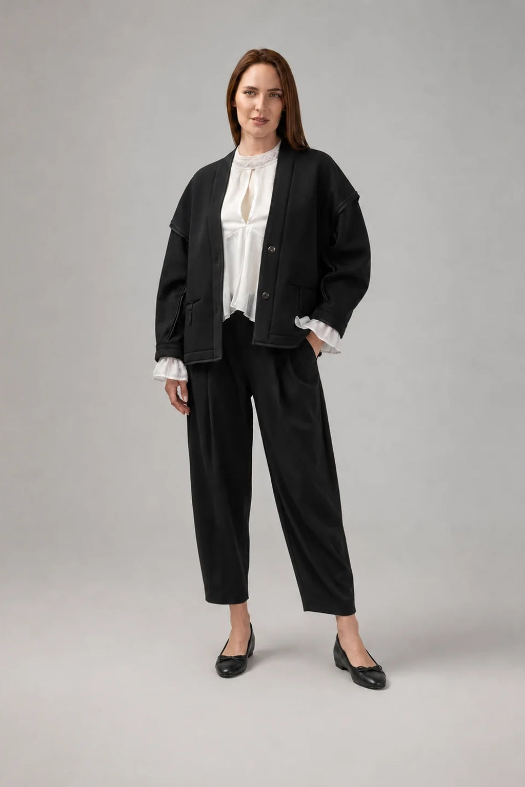 Load image into Gallery viewer, Midi dress in printed viscose and macrame appliqué