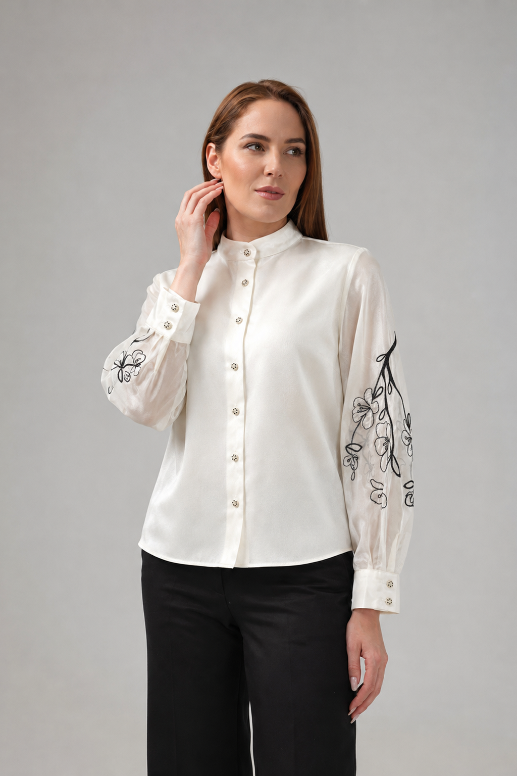 Load image into Gallery viewer, Organza shirt with ivory natural silk and floral embroidery