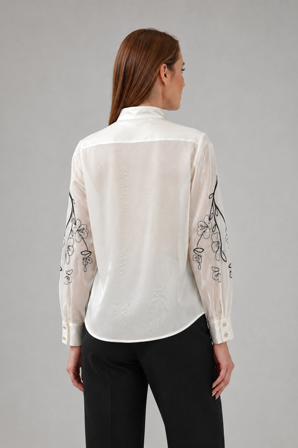 Load image into Gallery viewer, Organza shirt with ivory natural silk and floral embroidery