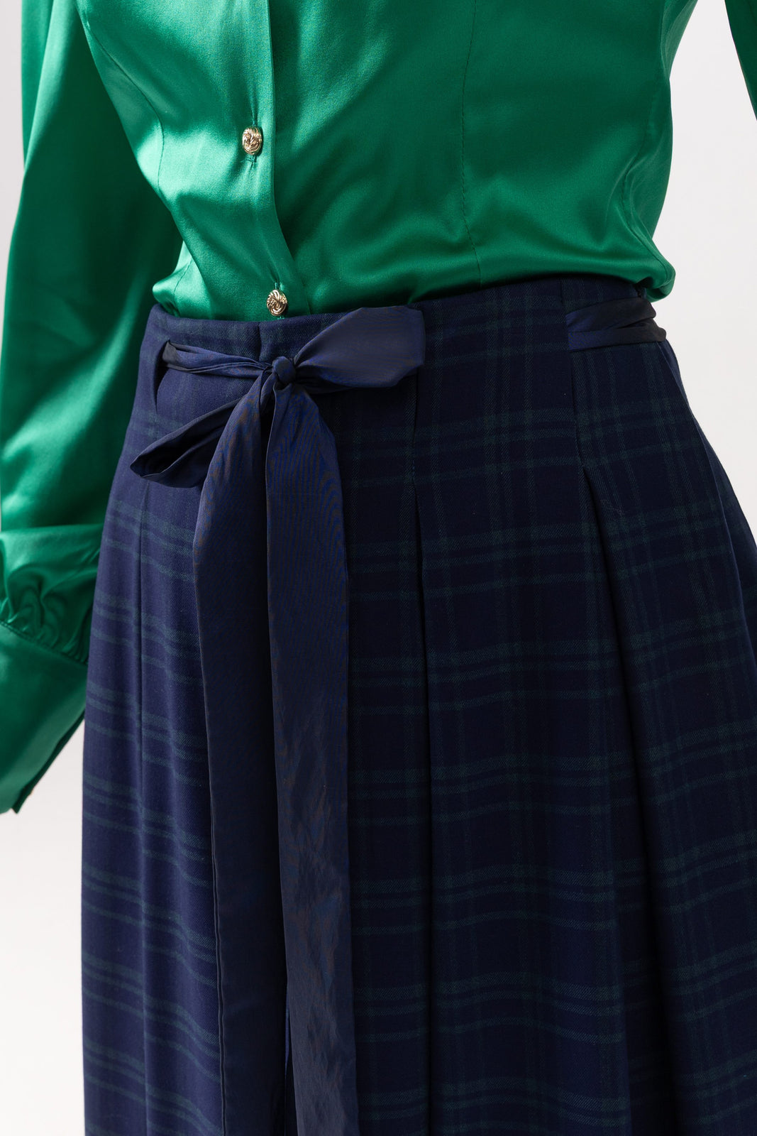 Load image into Gallery viewer, Fuchsia cotton midi dress with short sleeves and drawstring at the waist