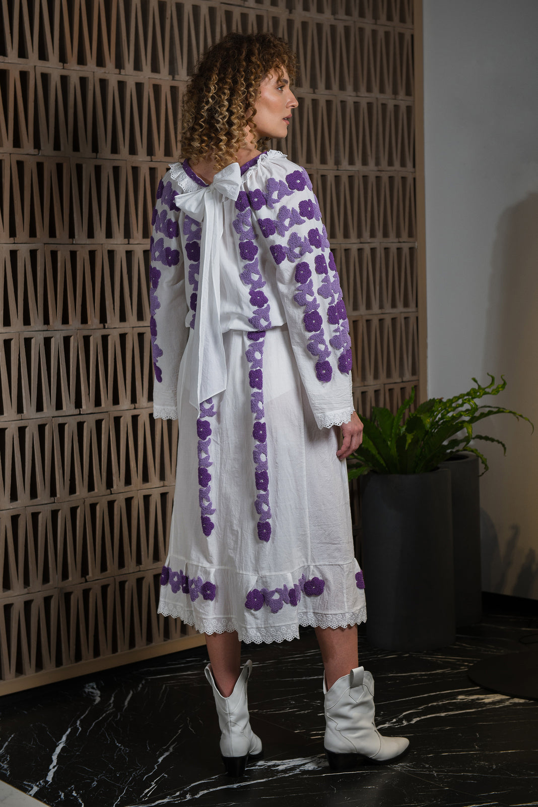 Incarca imaginea in galerie, Rochie tip ie tesuta in gherghef